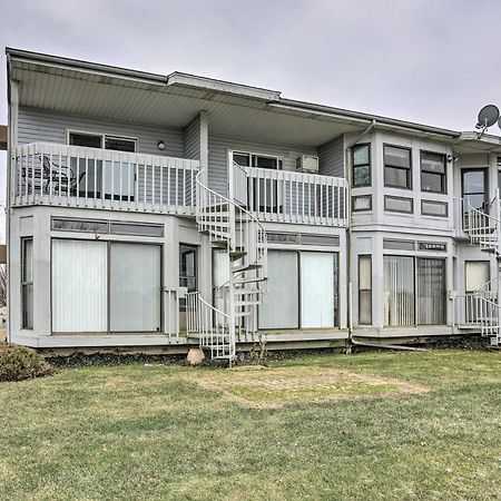 Condo With Balcony, Dock And Access To Lake Erie Sand Beach Exteriör bild