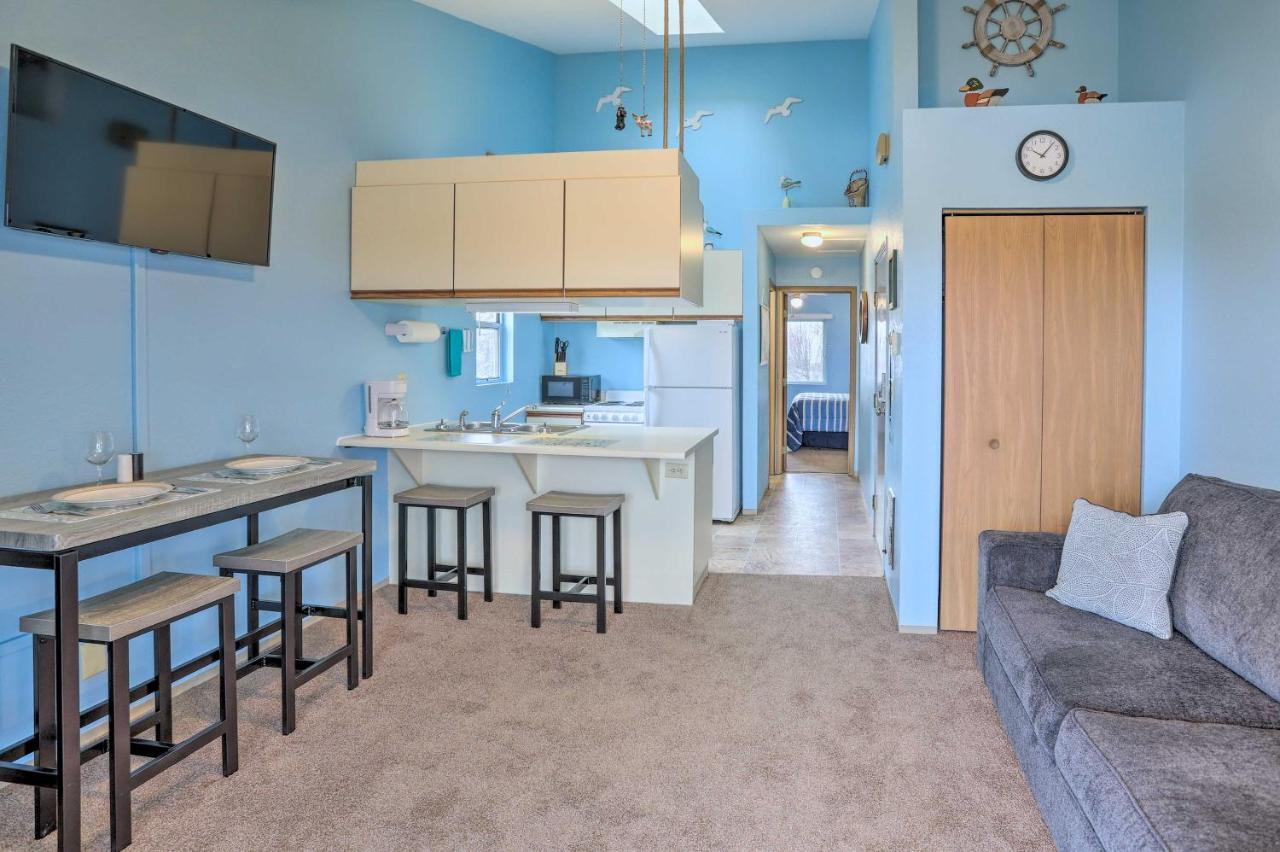 Condo With Balcony, Dock And Access To Lake Erie Sand Beach Exteriör bild